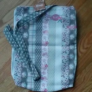 Women's hand bag